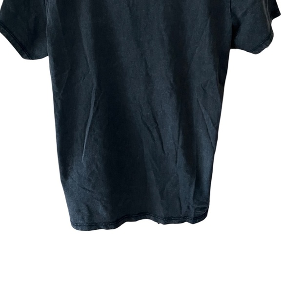 New GUESS Womens Rocker Rose Heart Lace-Up Graphic Tee Black Floral Print Sze M - Picture 8 of 13